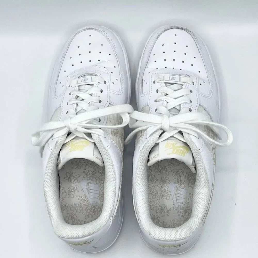Nike preowned good